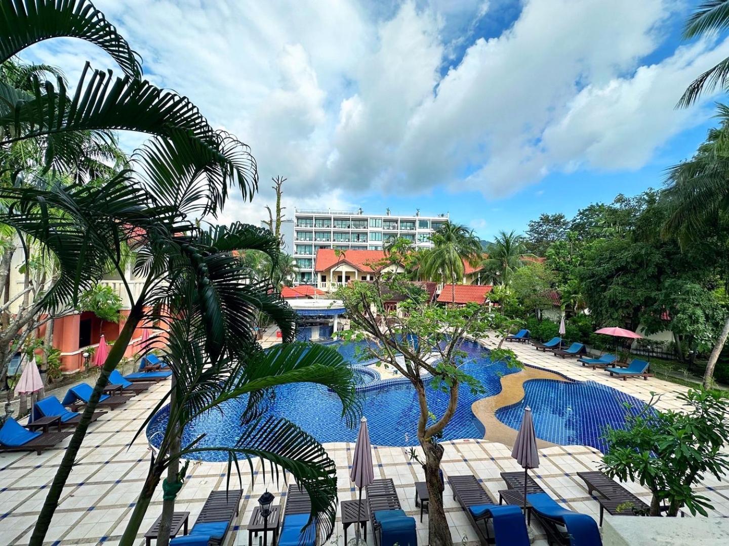 Phuket Leelavadee Hua Ting Resort Patong 外观 照片
