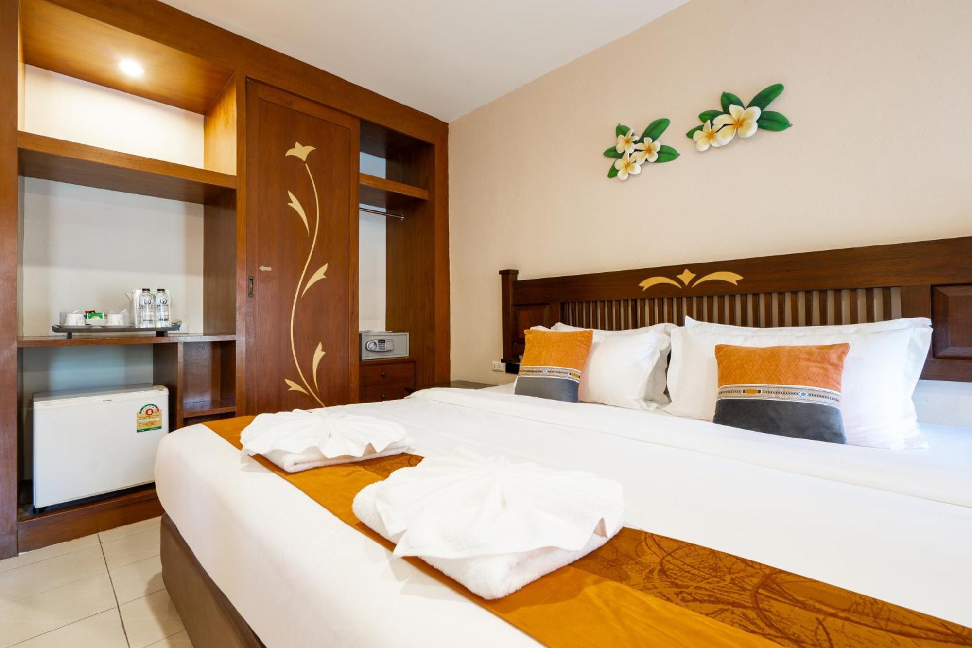 Phuket Leelavadee Hua Ting Resort Patong 外观 照片