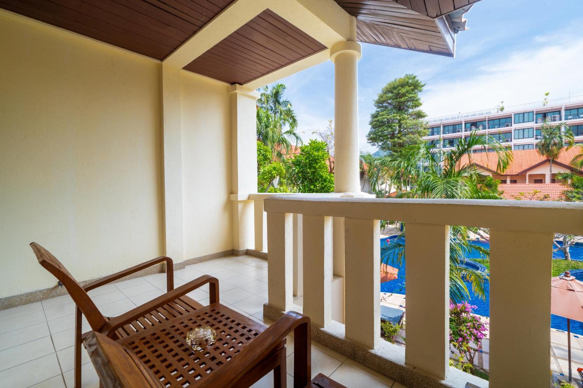 Phuket Leelavadee Hua Ting Resort Patong 外观 照片